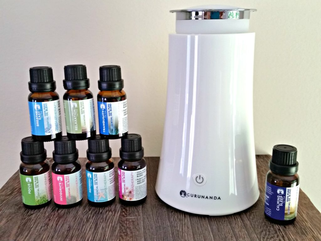 Gurunanda Ultrasonic Aromatherapy Diffuser and essential oils review via @agirlsgottaspa