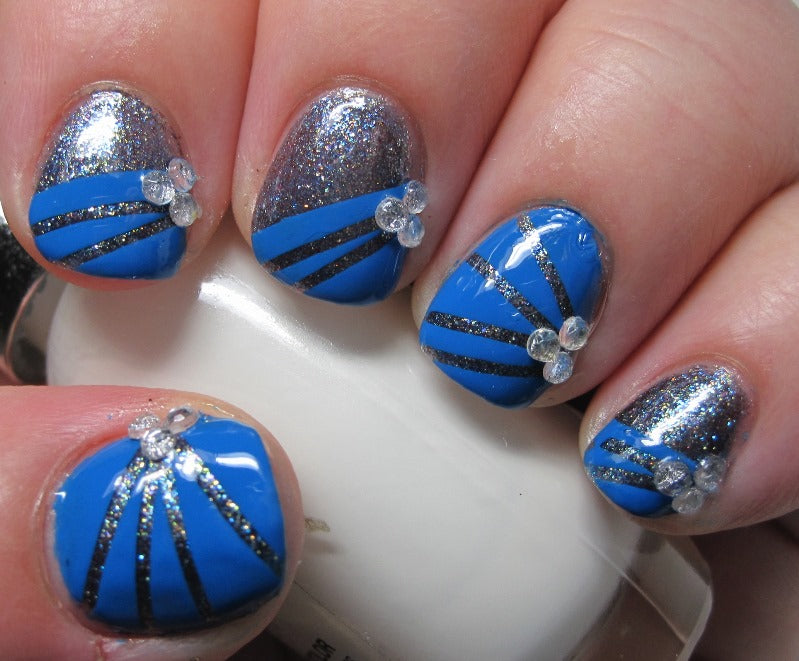 Nail Art Blue Silver Rhinestones