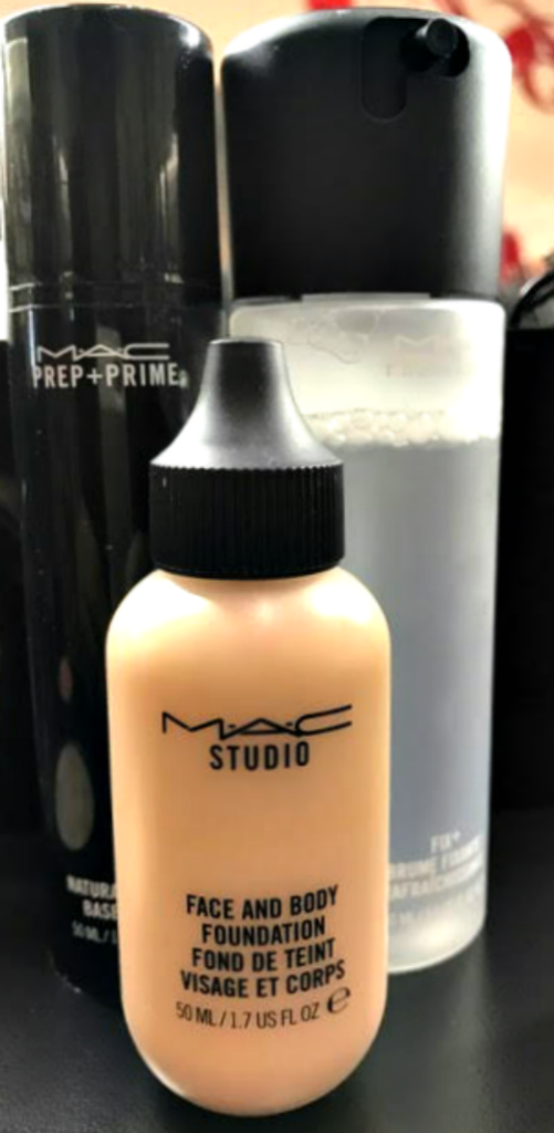 MAC Cosmetics skin prep for holiday makeup look via @agirlsgottaspa