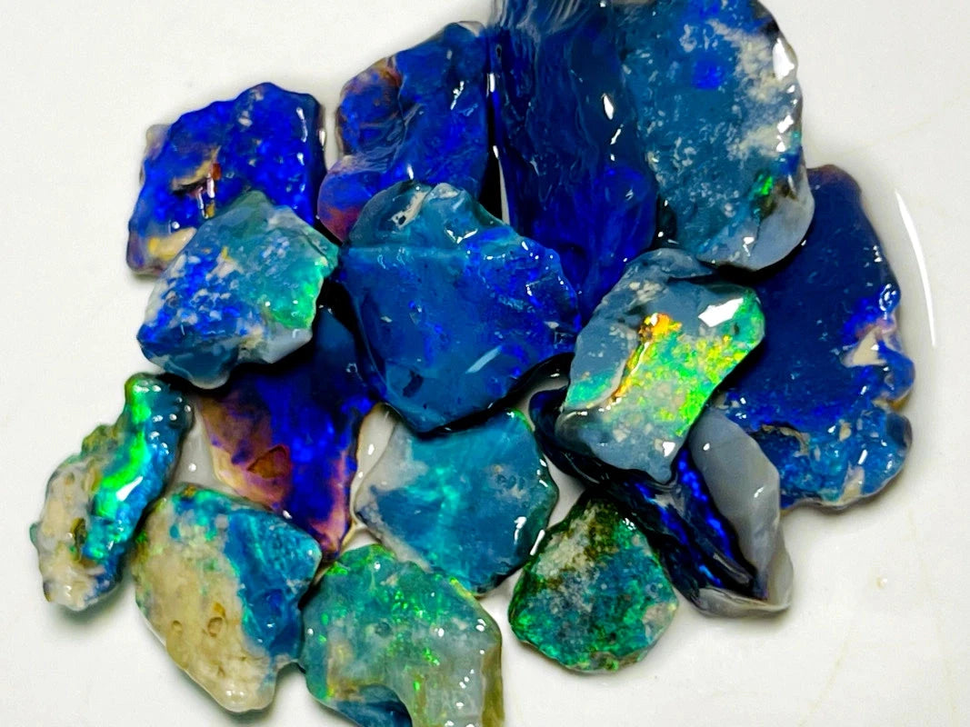 Lightning Ridge Rough Opal Parcel 41cts Cutters Select Black colourful material to cut 18x9x3mm to 10x5x2mm WAB38