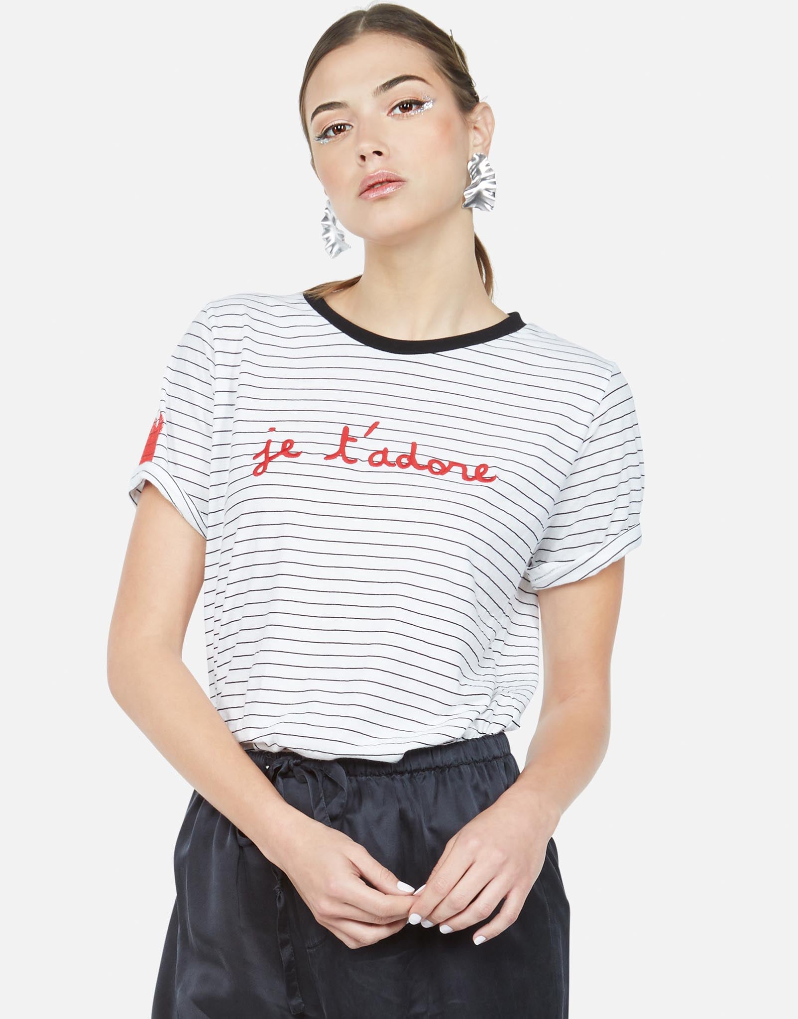 Je t'adore Heart S/S Tee w/ Contrast Neck | Paulina by Lauren Moshi