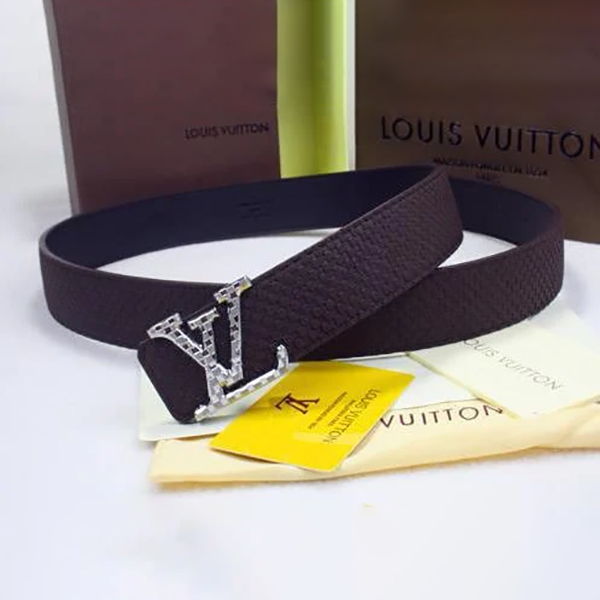 Louis Vuitton Women or Men Fashion Smooth Buckle Leather Belt