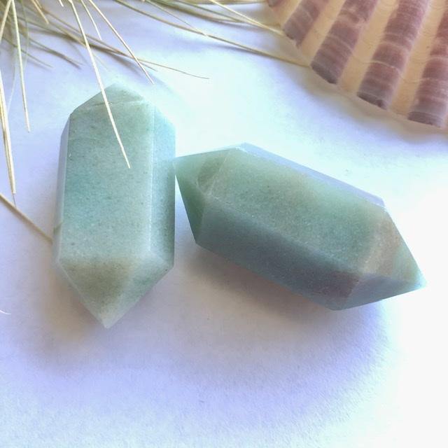 Green Aventurine - Top 15 Crystals to Inspire Love