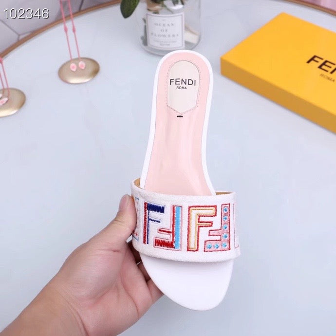 Fendi Popular Summer Women's Flats Men Slipper Sandals Shoes 0325