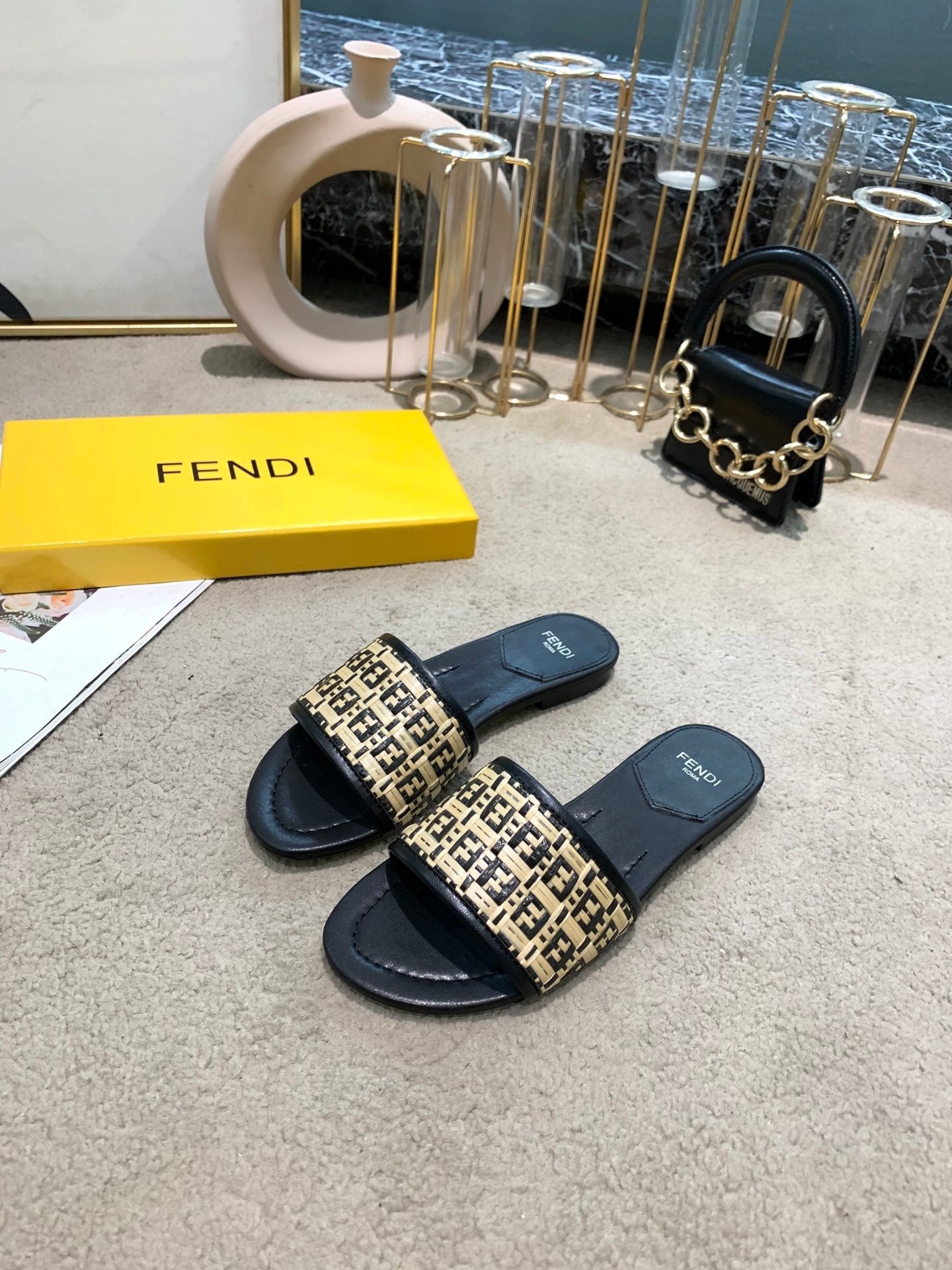 FENDI FF 2022 New Women Fashion Leather Casual High Heeled Shoes Flat Sandal Slippers