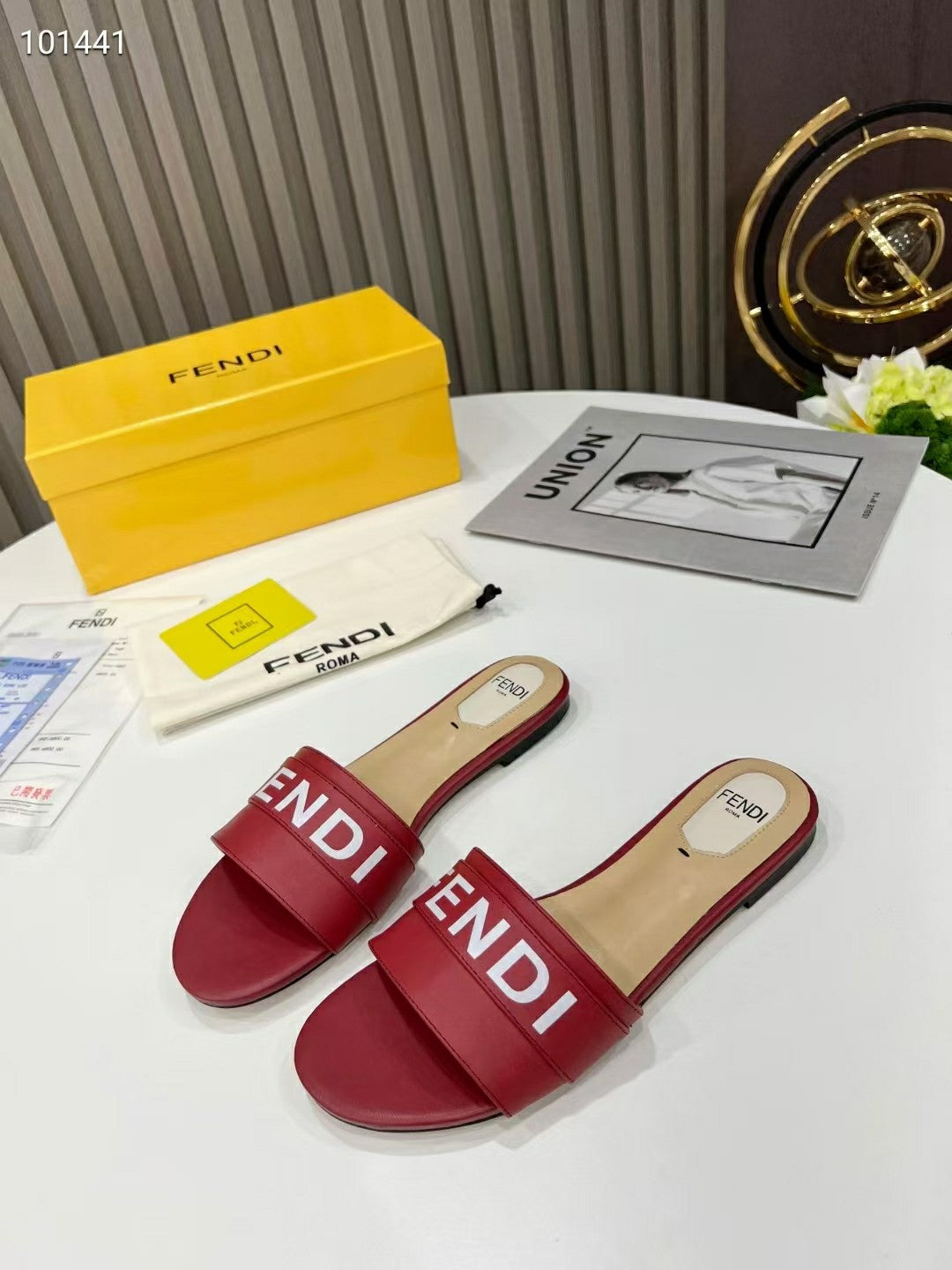 Fendi Popular Summer Women's Flats Men Slipper Sandals Shoes 02247