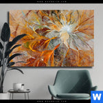 Leinwandbild mit dem Bild Abstrakter Blütenzauber in orange im Format Querformat kaufen.