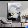 Leinwandbild Weisse Orchideen Hochformat Produktvorschau