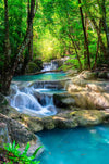 Leuchtbild Tropischer Wasserfall Hochformat Crop