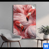 Spannbild Kuschelnde Flamingos Hochformat Produktvorschau