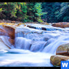 Spannbild Schoener Wasserfall Im Wald Panorama Zoom