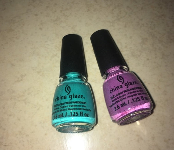 Lot of 50 China Glaze 3.6ml mini-bars - Ecart