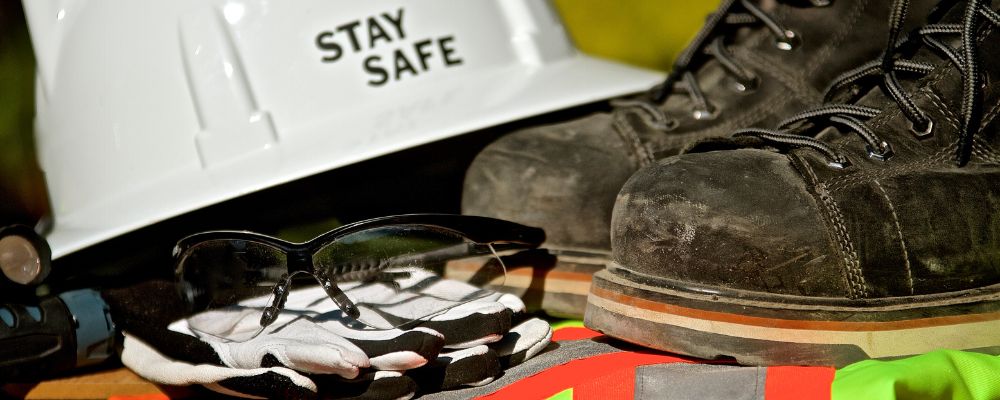 stay safe personal protective work wears