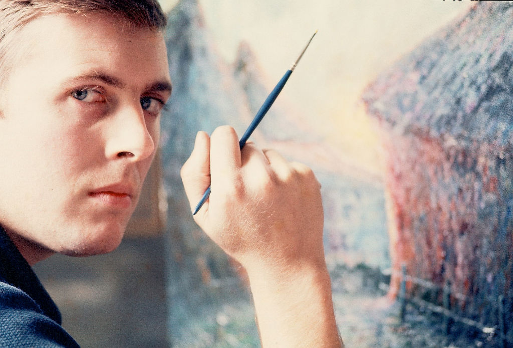 Artist Ted Dyer photographed in his studio in 1965 by Martin Jacka