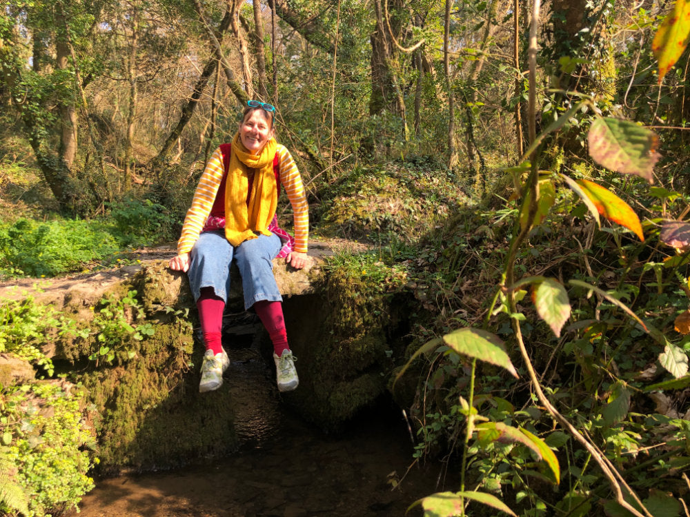 Artist Joanne Short in the woods, Helford, Cornwall