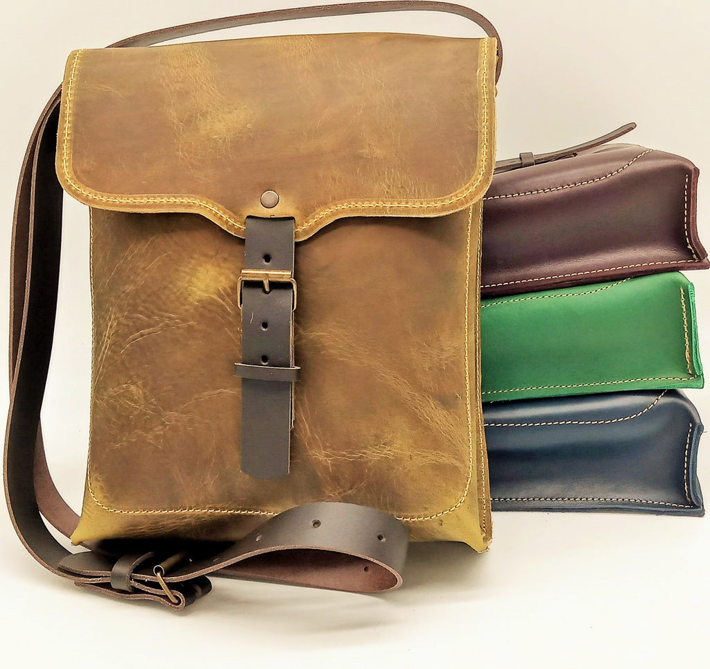 Shoulder bag “JURA” small – Tibor Eperjessy