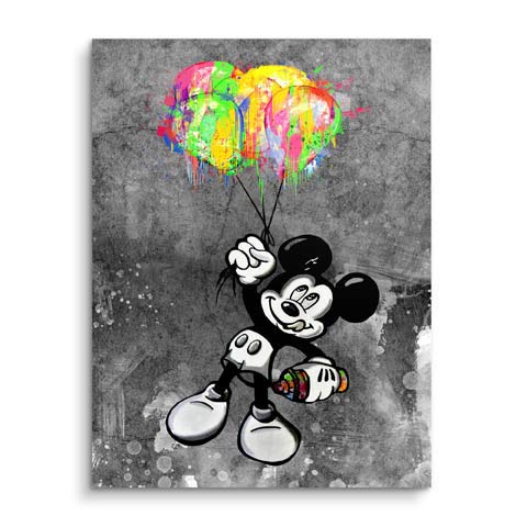 Œuvre d'art avec Mickey flottant sur des ballons de baudruche de ARTMIND