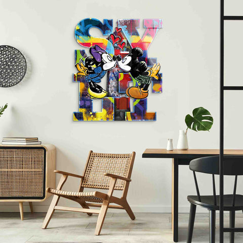 Freiform Wandbild von ArtMind mit küssender Mini und Micky Maus - Sylt Kollektion