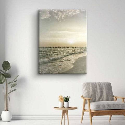 Wandbild mit wundervollem Sonnenuntergang am Strand von ArtMind