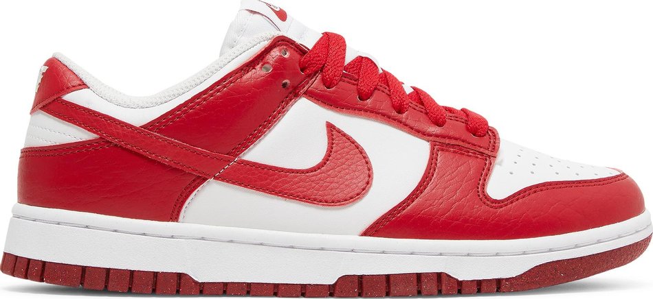 red dunk low womens