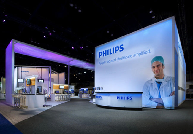 Light Install Philips Trade Show Booth Space