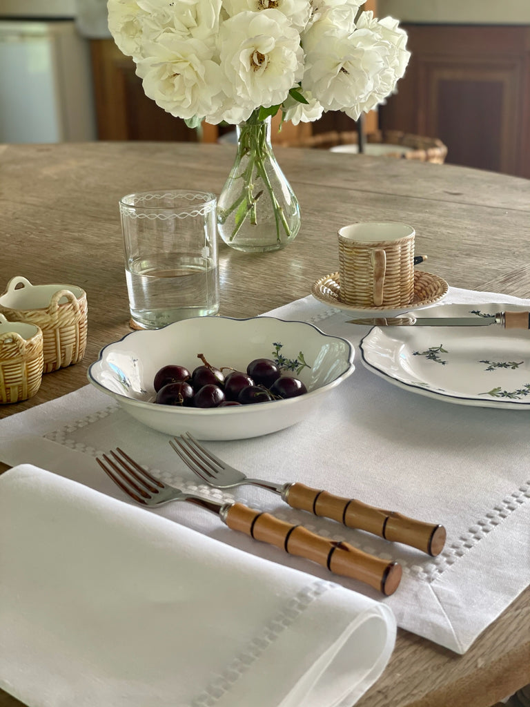 Table Setting with Osier and Les Bleuets Collection