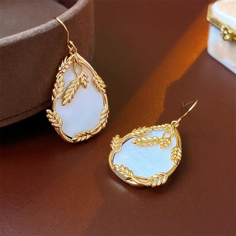 Shell Water Drop Earrings