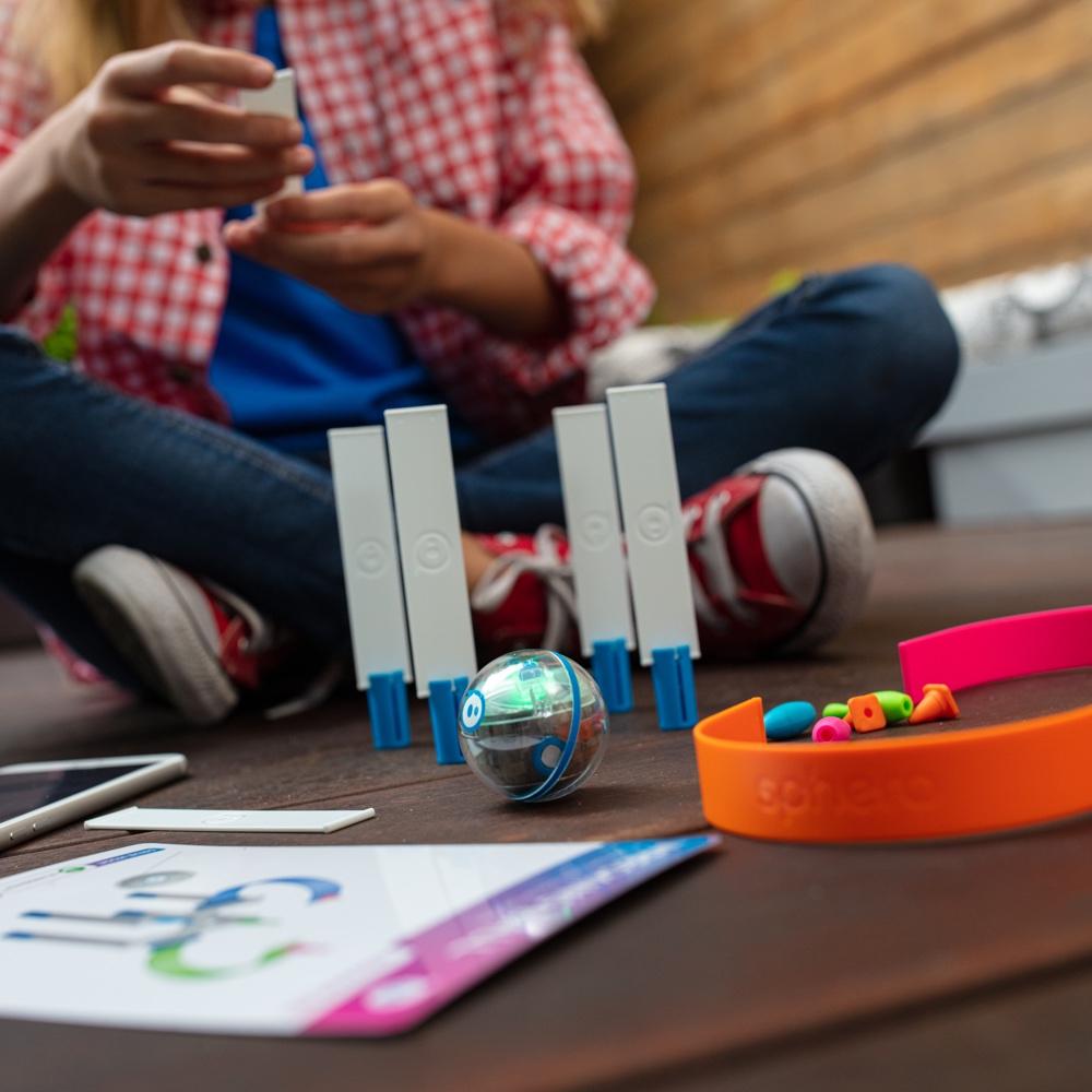 sphero mini and sphero edu