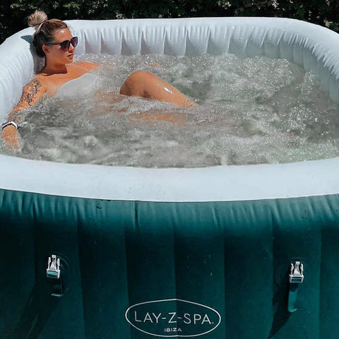 Lay z spa India ibiza bathtub