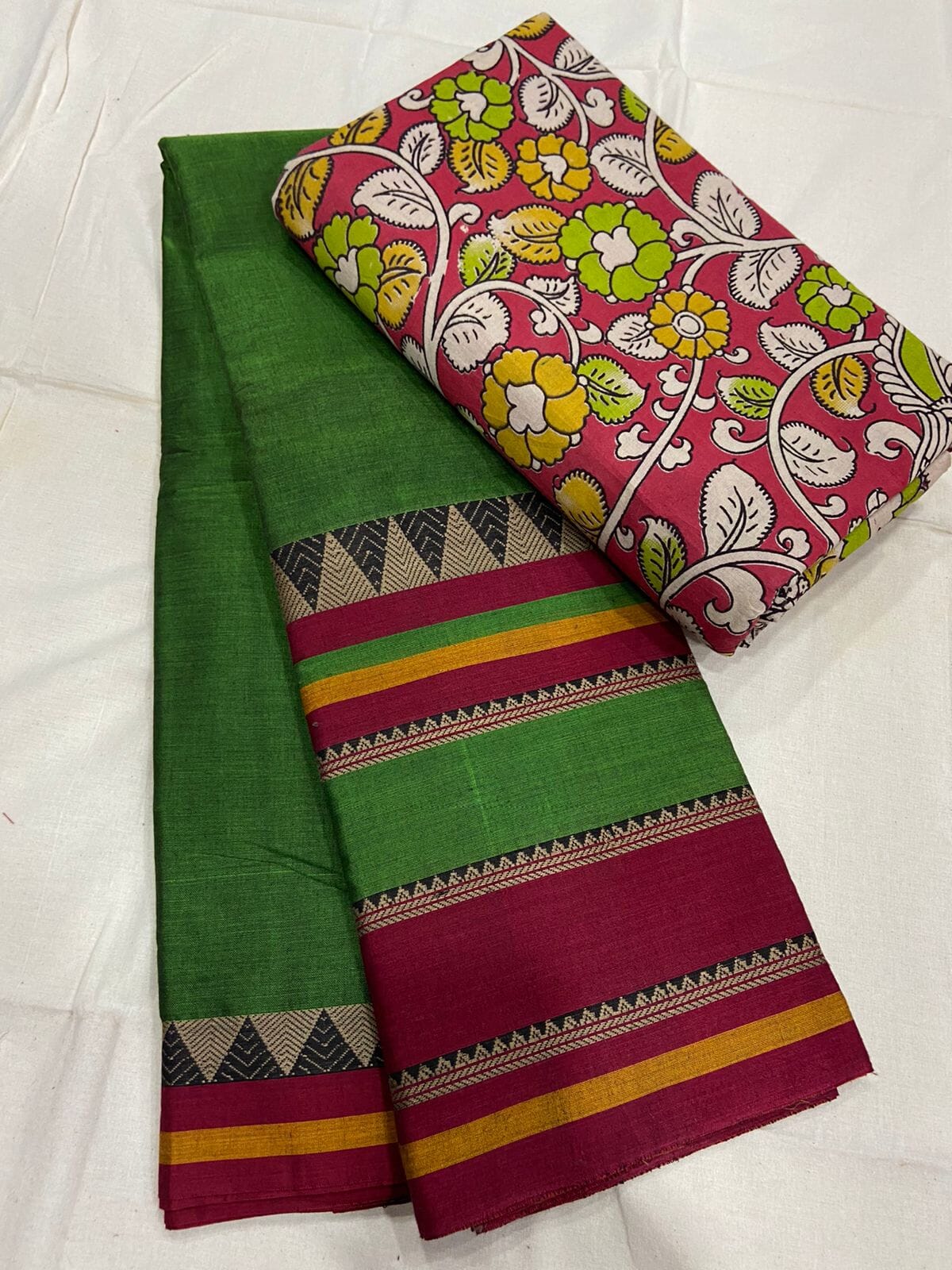 Kala Niketan Wine Handloom Cotton Border Saree with Kalamkari Blouse –  kala-niketan.in