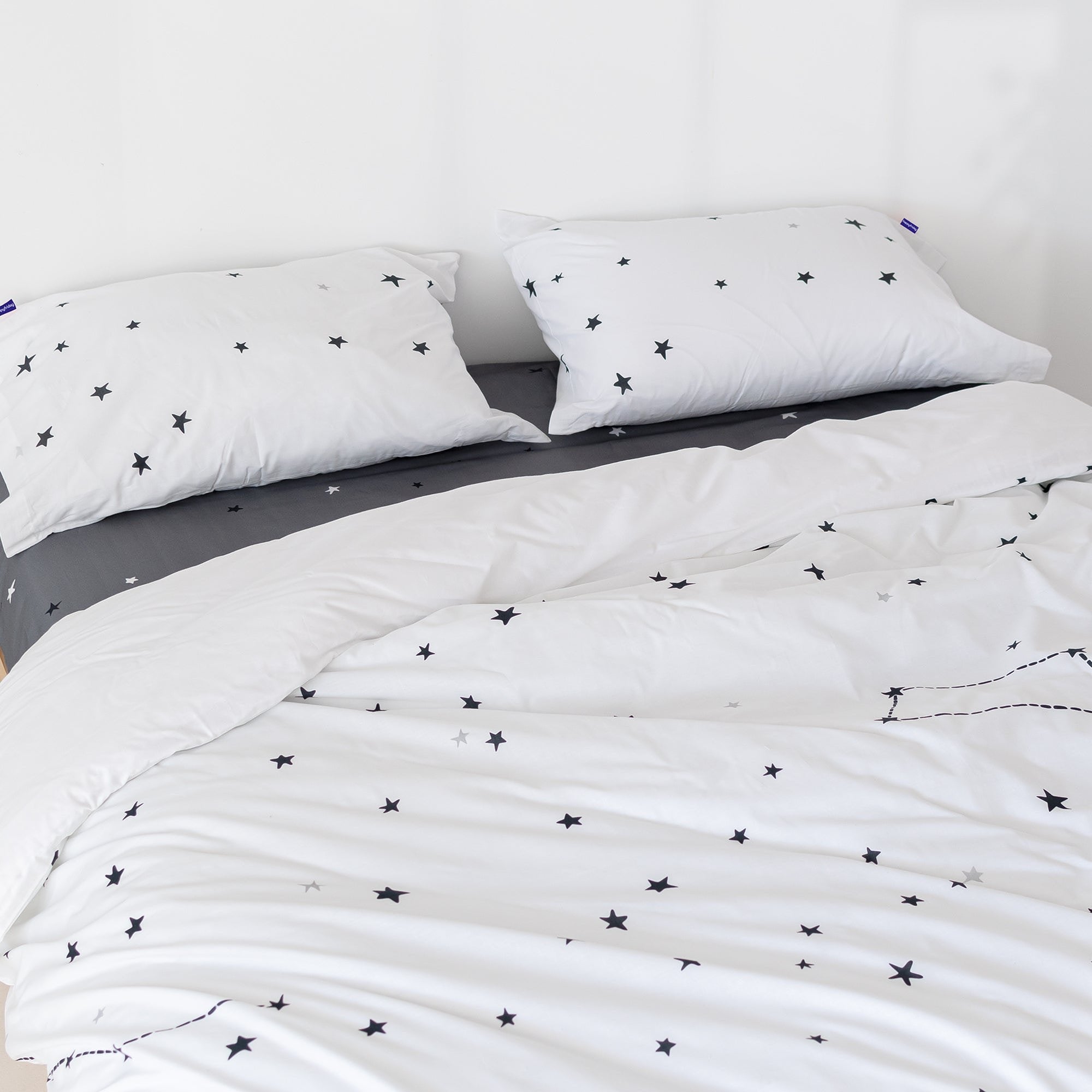 Happy Friday Duvet cover Constellation 240x220 cm (King) Multicolor