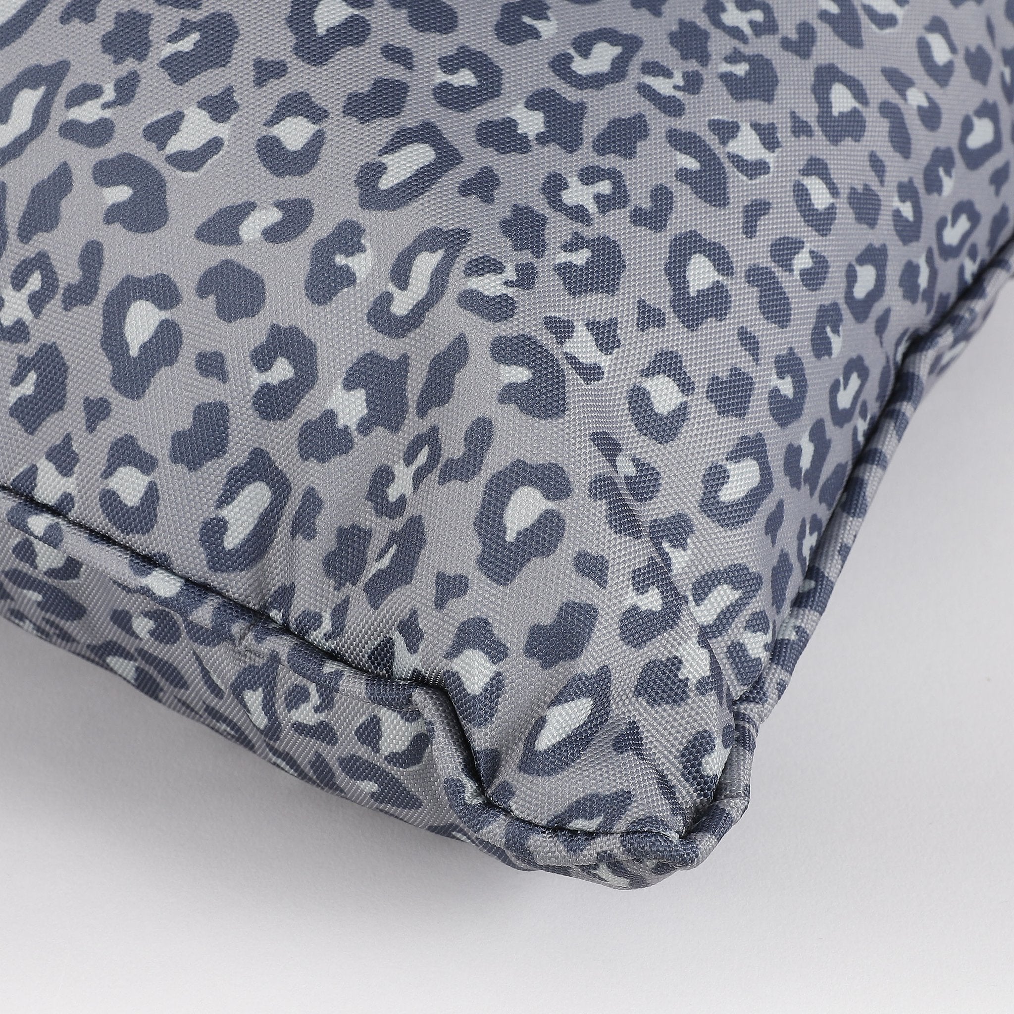 In The Mood Collection Panthera Outdoor Cushion - L45 x W45 x H10 cm - Grey