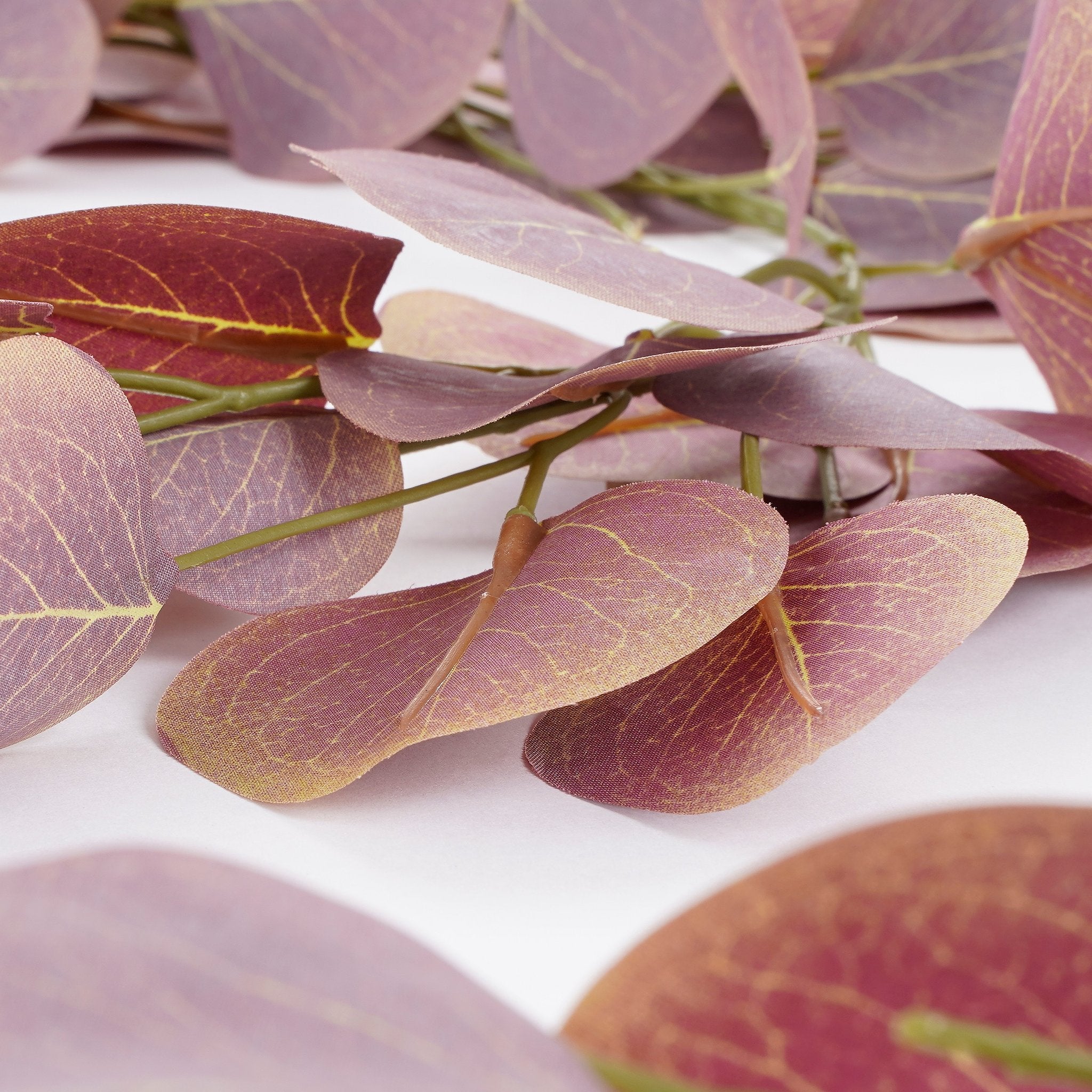 Mica Decorations Eucalyptus artificial vine - L180 cm - Pink