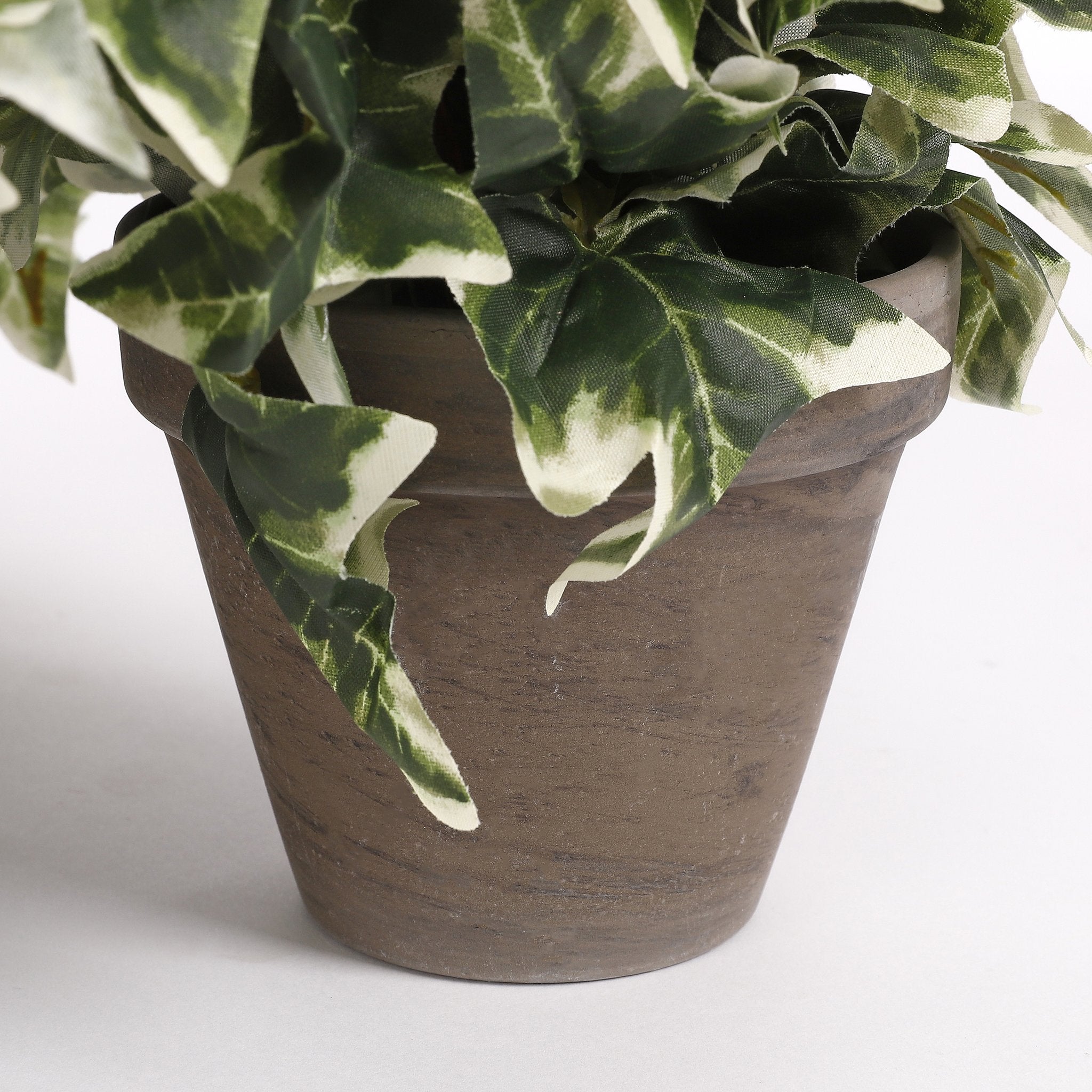 Mica Decorations Ivy Artificial Plant in Plant Pot Stan - H45 x Ø25 cm - Green Variegated