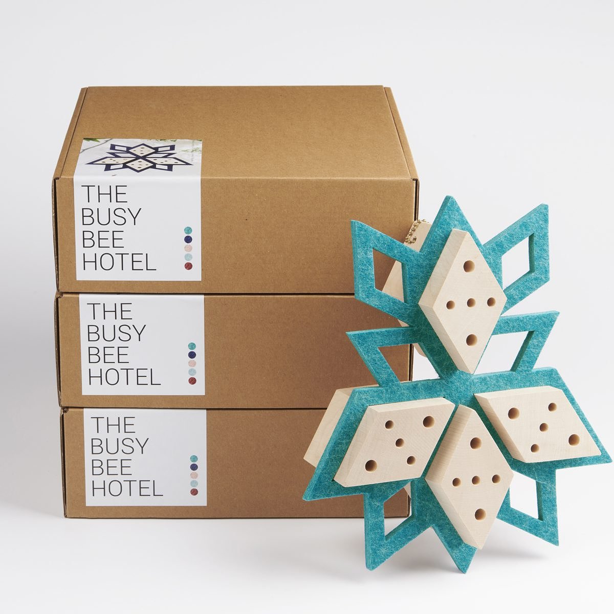 The busy bee hotel - Green blue