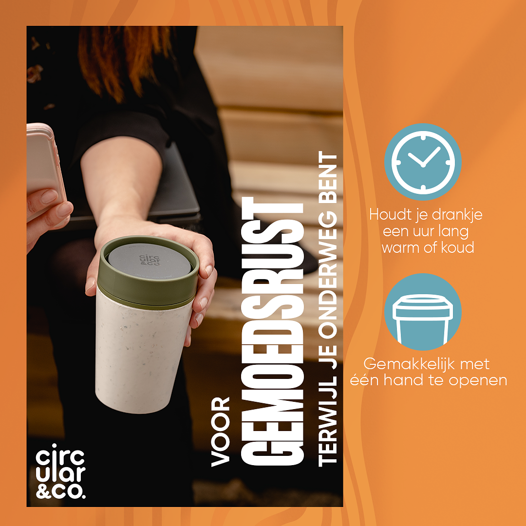 Circular&Co. Coffee mug To Go - Insulated and Leakproof Travel Cup - Cream and Honest Green - 227ml