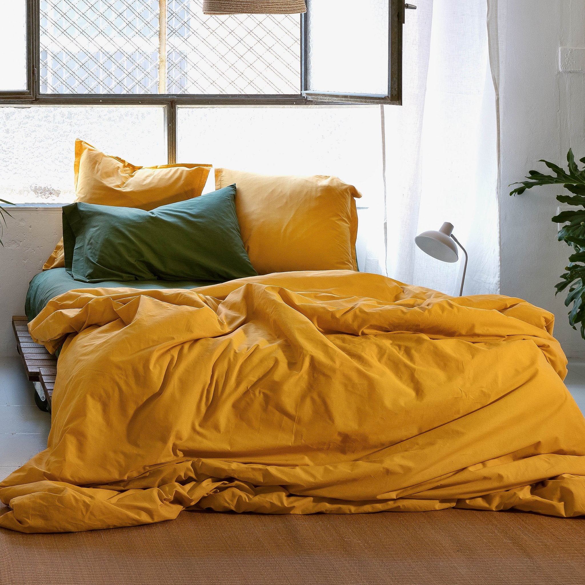 Happy Friday Duvet cover Basic 220x220 cm (Double) Mustard