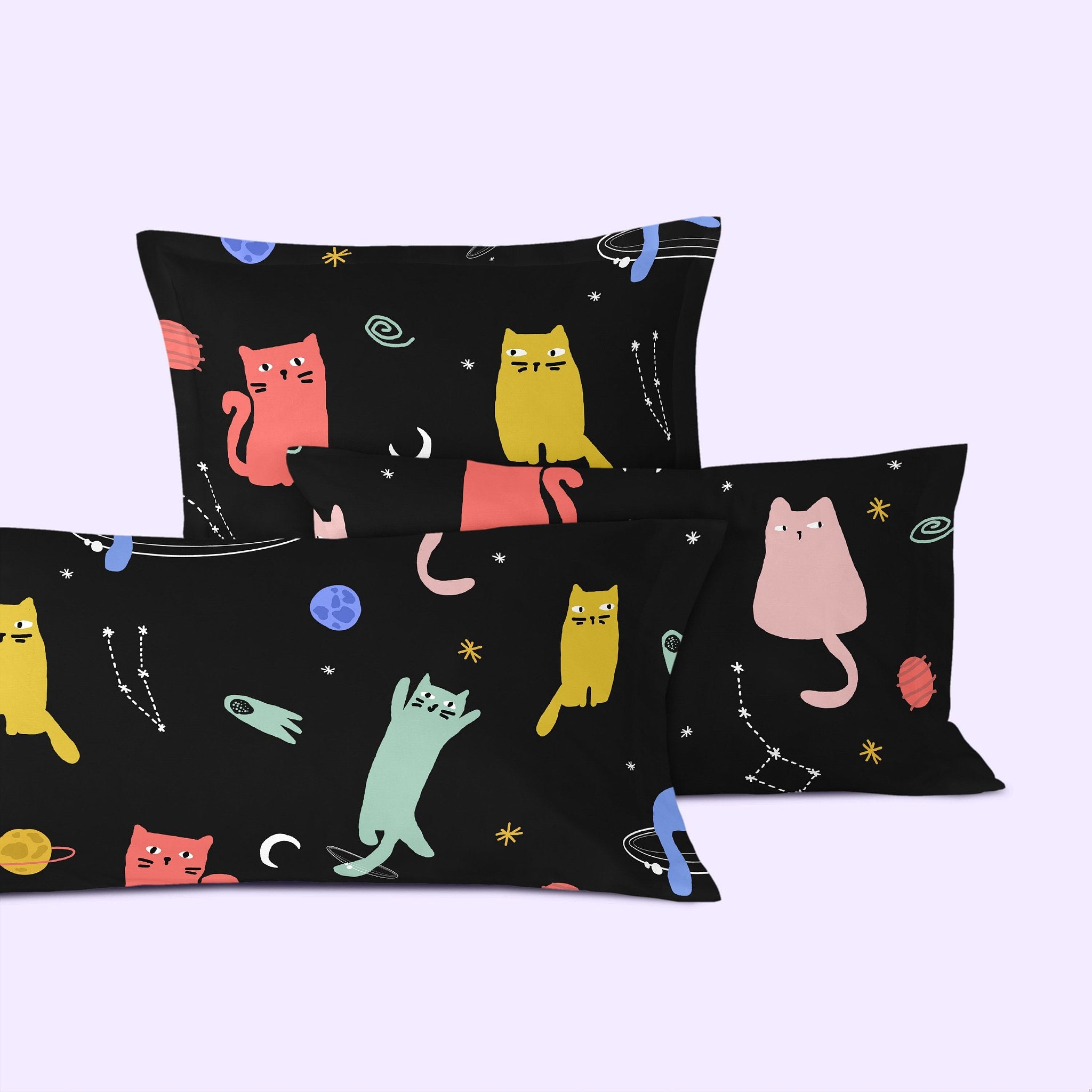 Happy Friday Pillow cover Cosmic cats 45x110 cm (x2) Multicolor