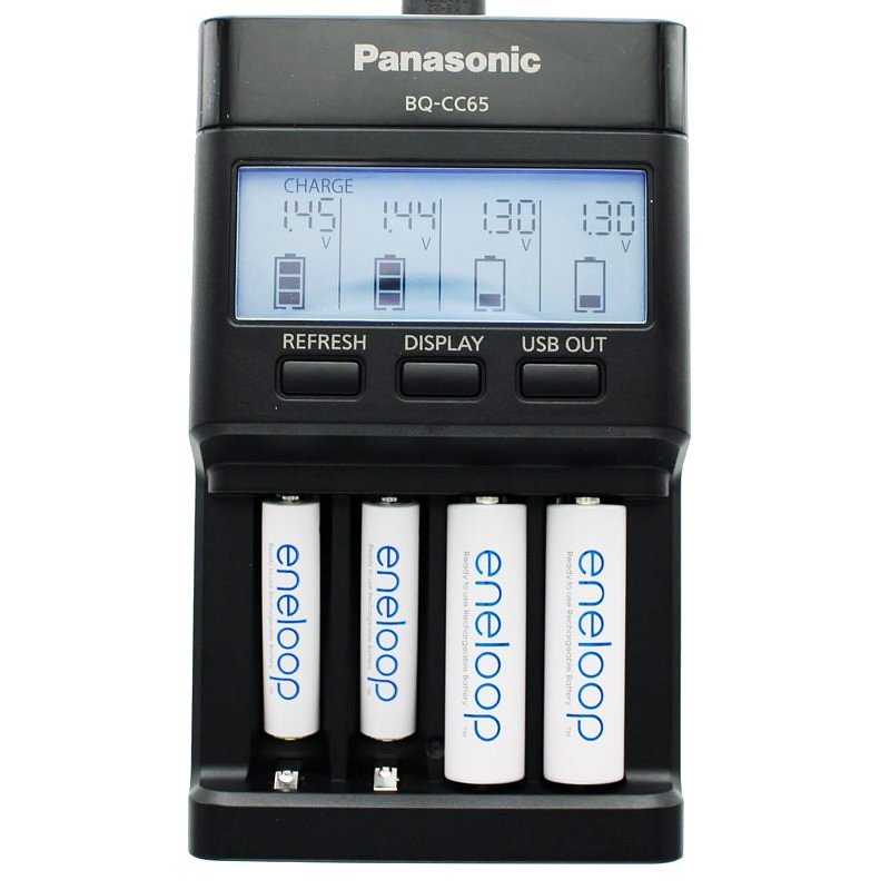 Panasonic eneloop charger BQ-CC65 incl.LCD display, 4 eneloop per AAA Micro, AccuCell Box Blue