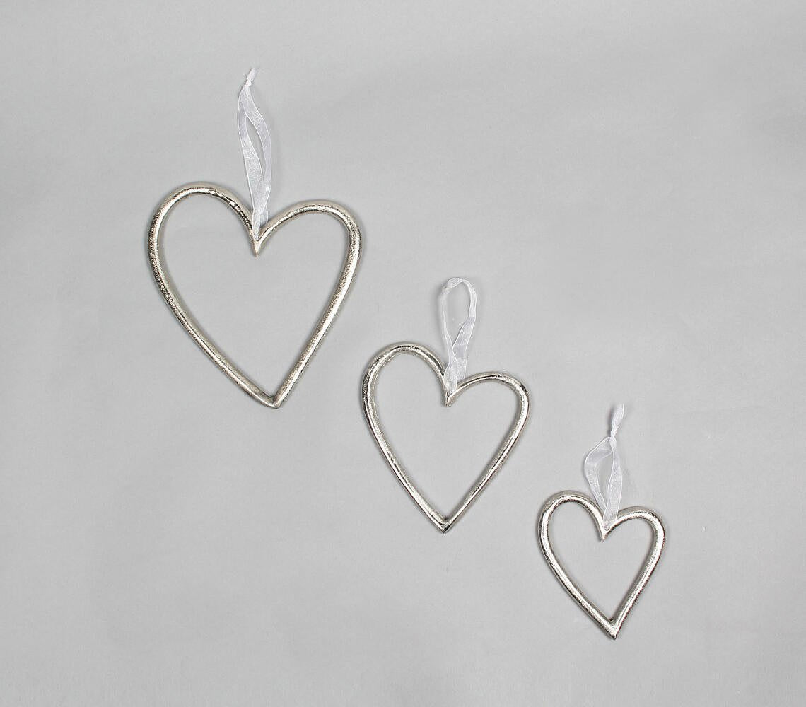 Silver-Toned Hearts Wall Decor