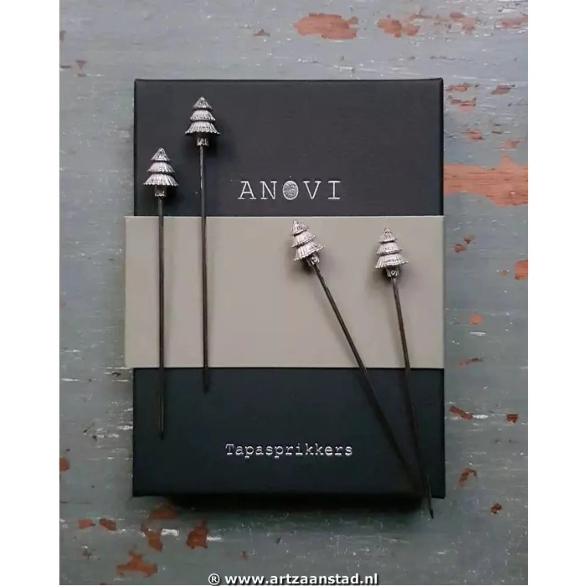 Anovi Tapasprikkers met Kerstboomontwerp - Zilvertin - 8 cm - Set van 4 in Luxe Doosje