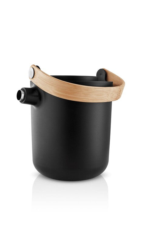 Eva Solo Nordic kitchen tea vacuum jug 1l black