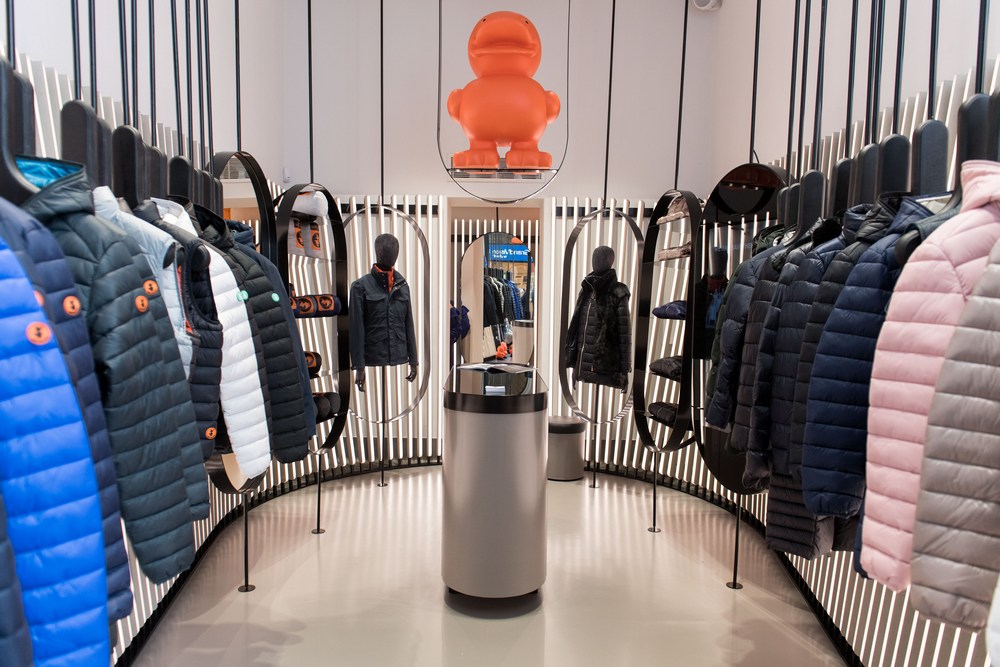 SAVE THE DUCK APRE IL PRIMO FLAGSHIP STORE A MILANO