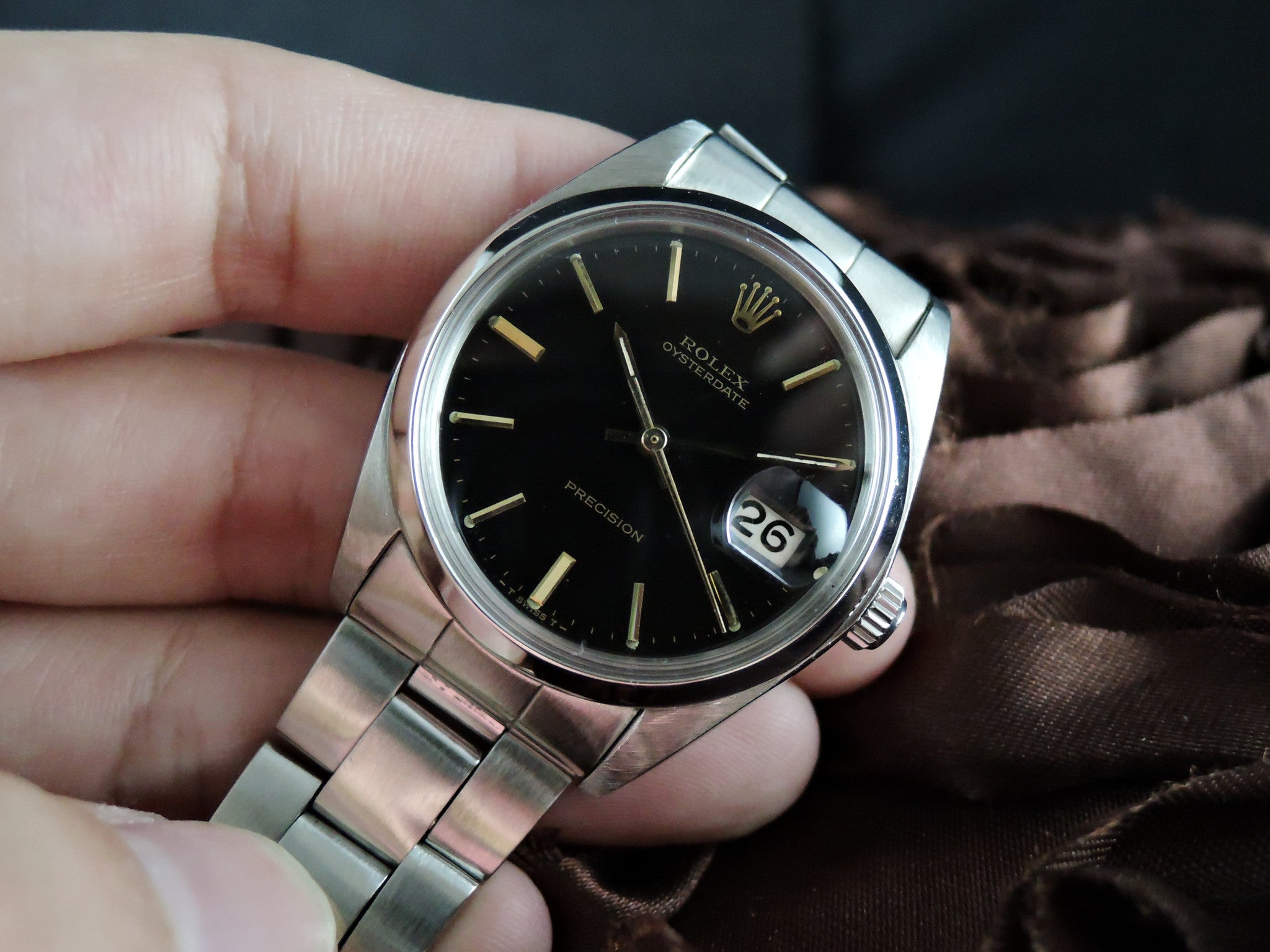 1968 Rolex OYSTER DATE 6694 Original Black Dial with Gold Hands | Alex ...