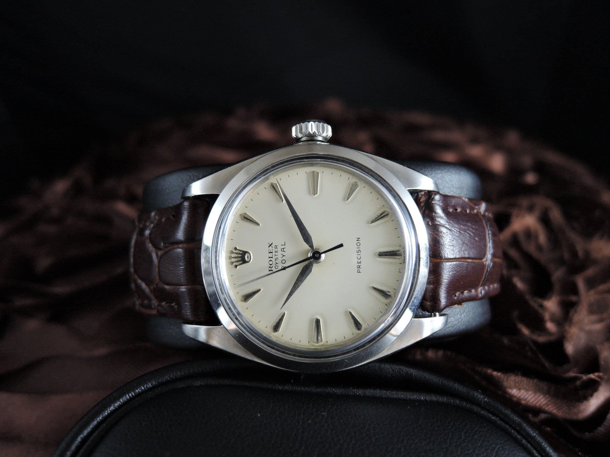 1950 Rolex OYSTER ROYAL 6426 Original Creamy Dial | Alex Pig Timepieces