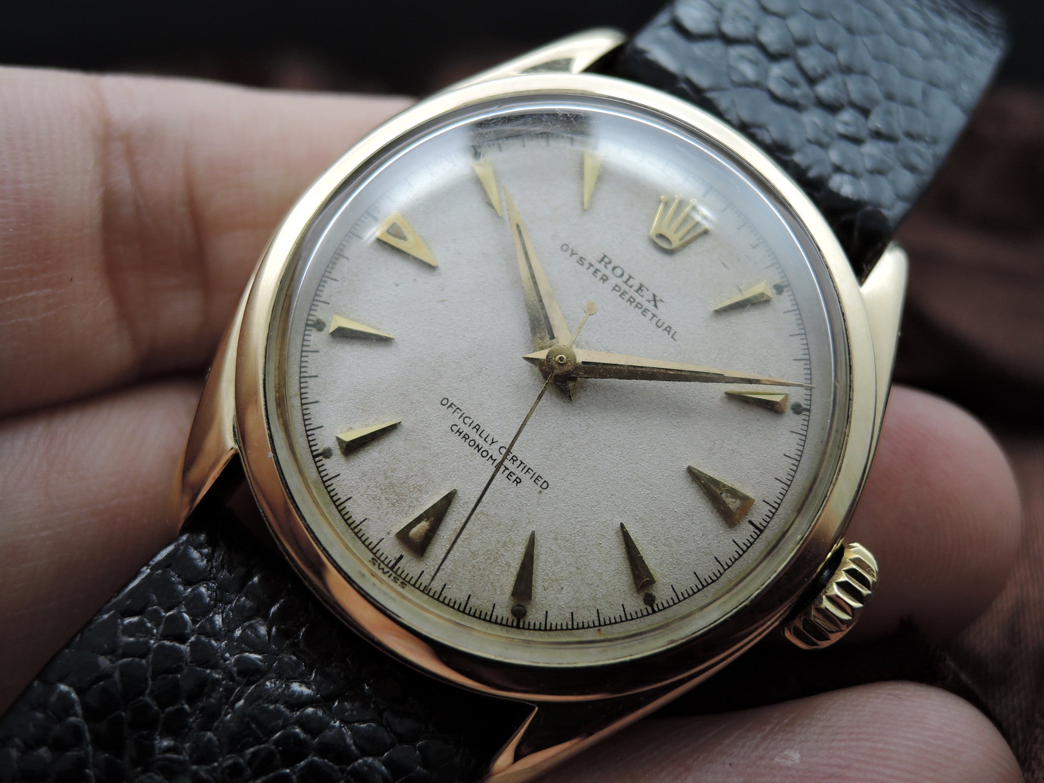 1954 Rolex SEMI-BUBBLEBACK 6084 14K Yellow Gold with Creamy Dial | Alex ...