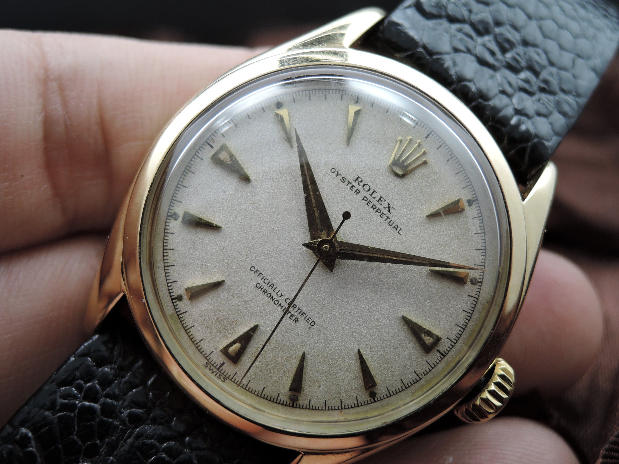 1954 Rolex SEMI-BUBBLEBACK 6084 14K Yellow Gold with Creamy Dial | Alex ...