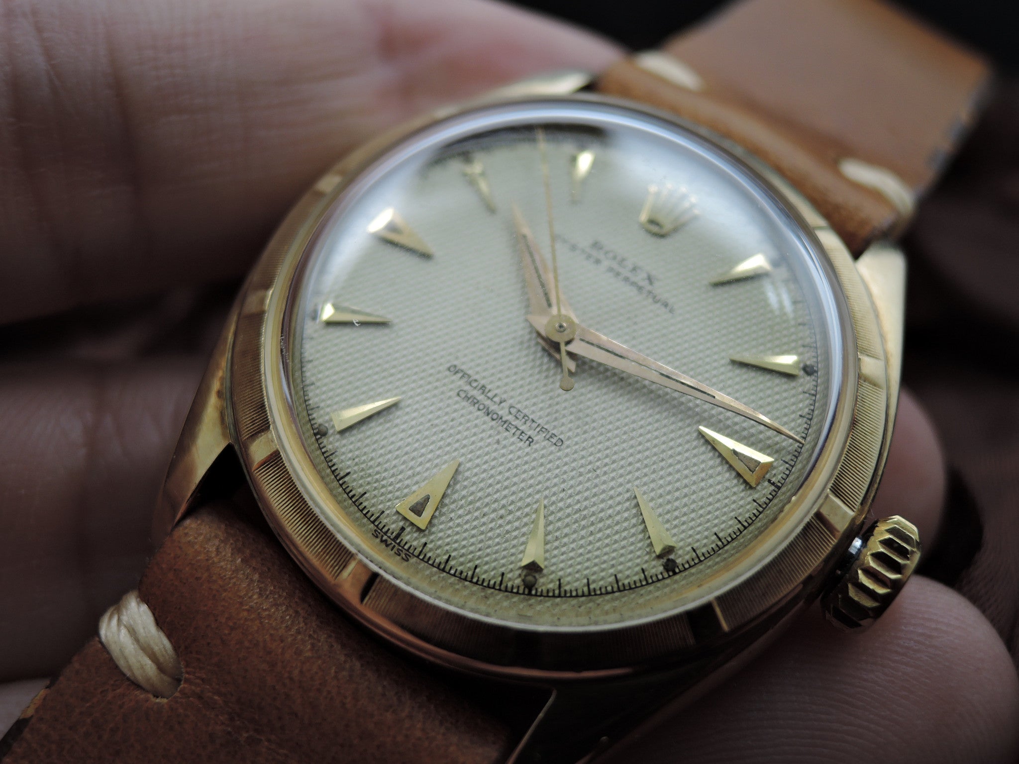 1953 Rolex OYSTER PERPETUAL 6085 14K Yellow Gold with Honeycomb Dial ...