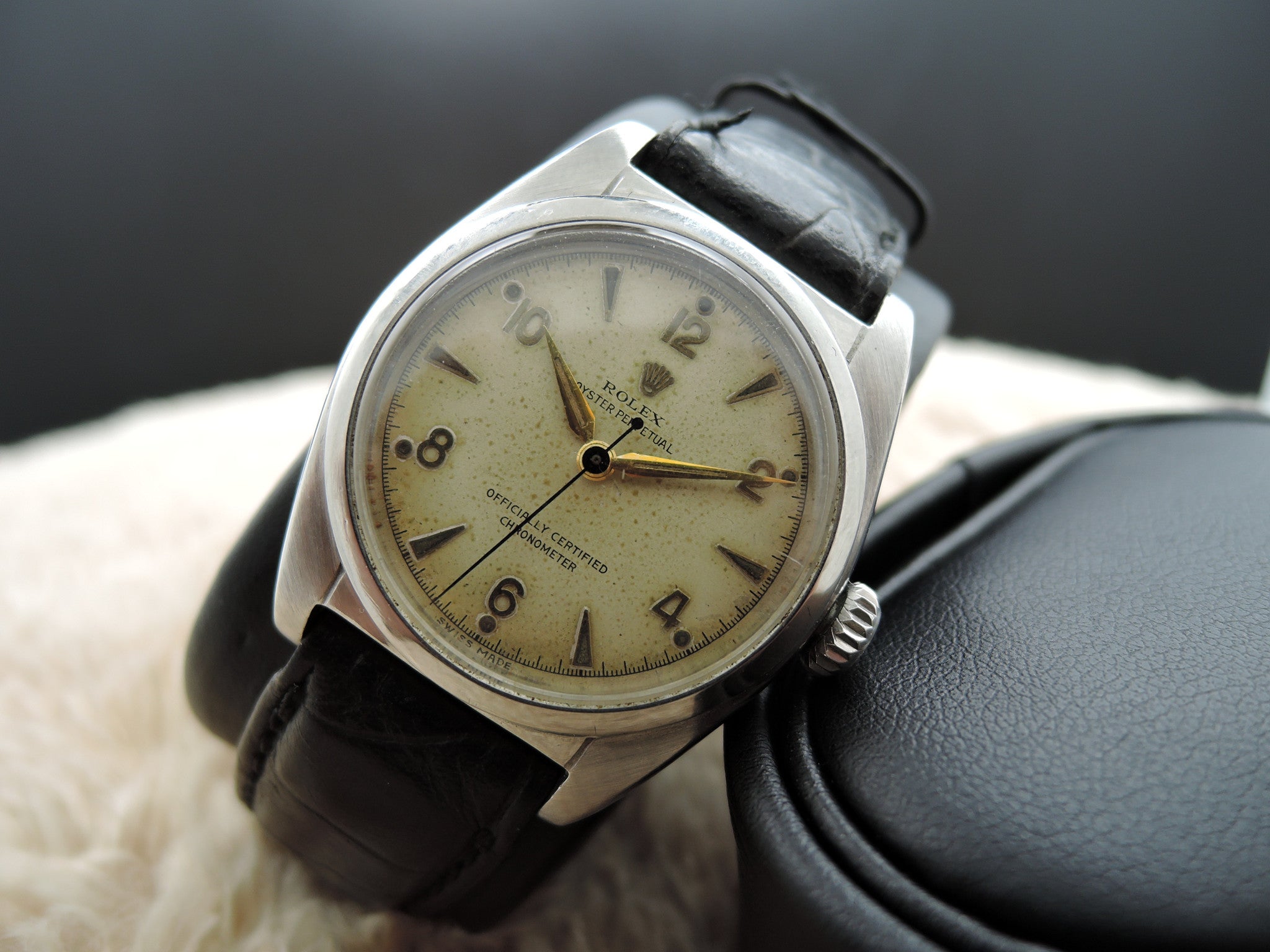 1950 Rolex BUBBLEBACK 6050 with Original Arabic Dial | Alex Pig Timepieces