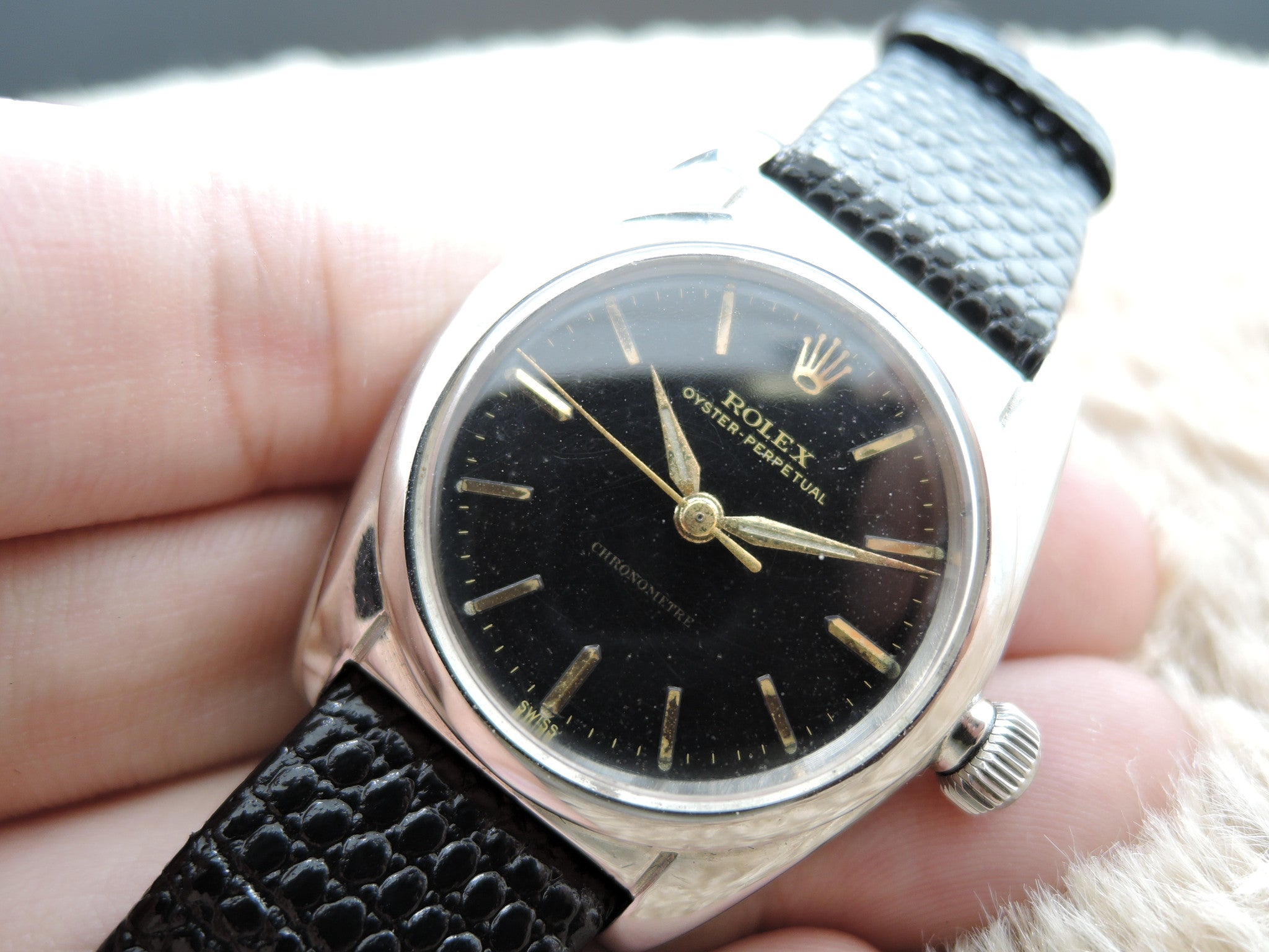 1955 Rolex BUBBLEBACK 2940 with Gilt Dial | Alex Pig Timepieces